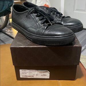 Gucci Black Leather Low-Top Sneakers - Men's Casual Shoes